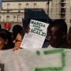 A Napoli la marcia delle donne e degli uomini scalzi