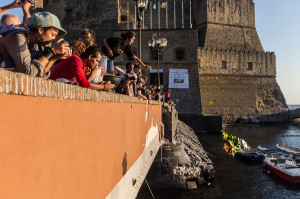 Lancio dei fiori a mare - © 2015 - Stefano Santos